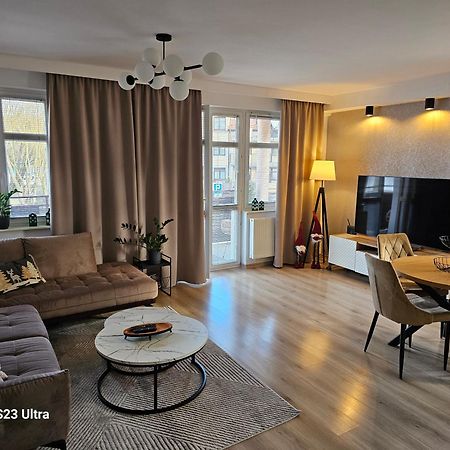 Apartament W Centrum Z Widokiem Na Jeziorko Kętrzyn Exterior foto